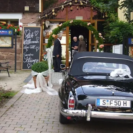 Gutshof-hotel Waldknechtshof 4* بيرسبرون