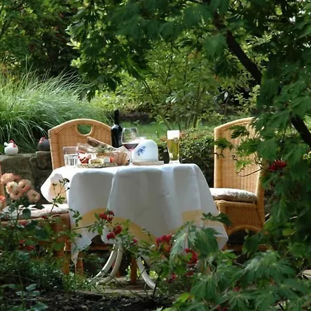 Gutshof-hotel Waldknechtshof 4*