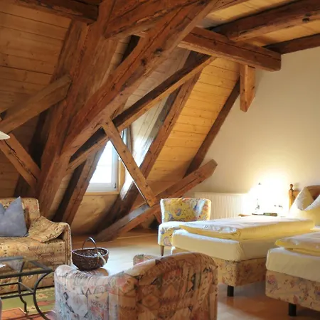 فندق Gutshof-hotel Waldknechtshof 4*
