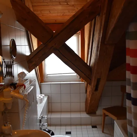 Gutshof-hotel Waldknechtshof 4*